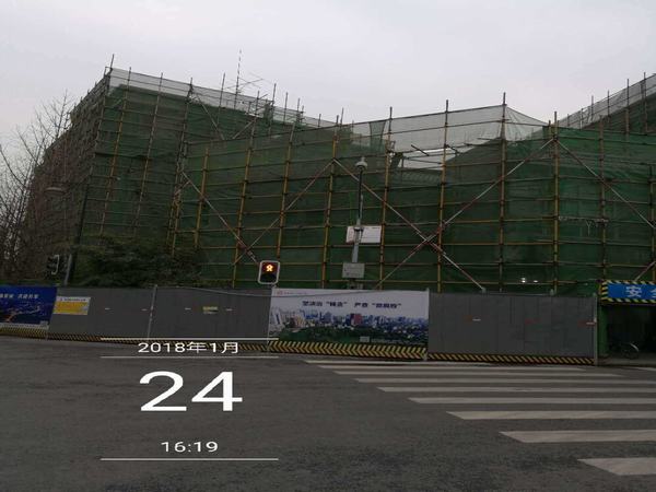 1-1ZQ41A5302F.jpg